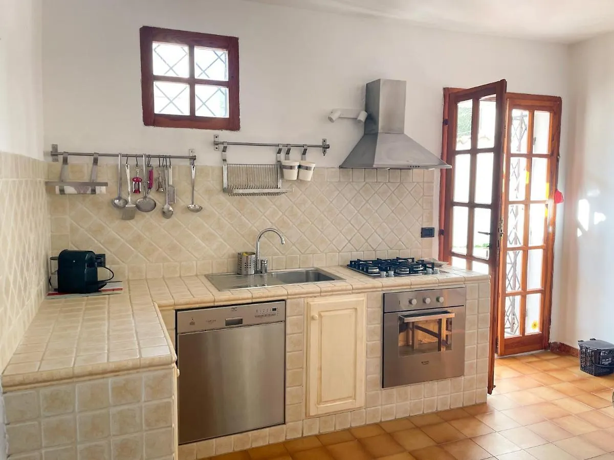 Tipica Villa Gallurese In Costa Smeralda Cugnana
