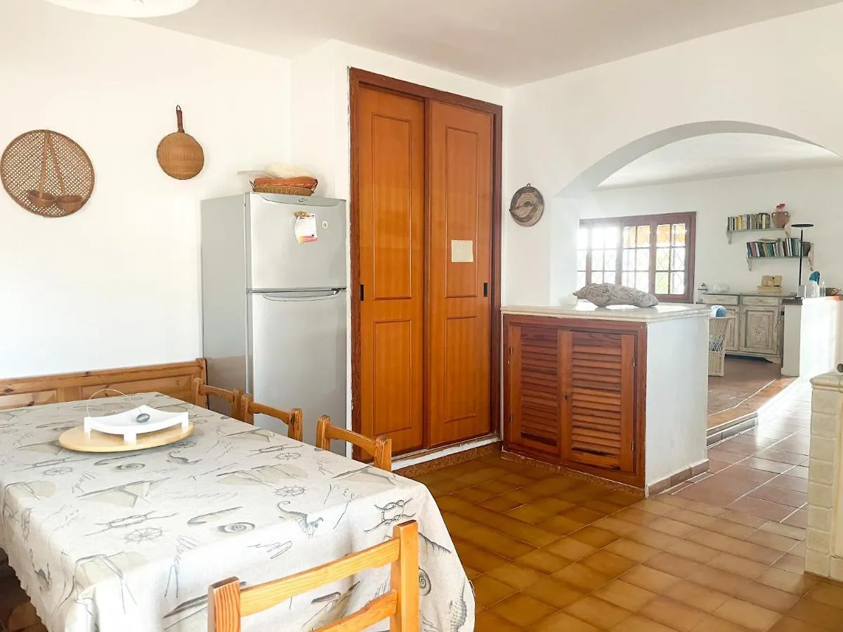 Tipica Villa Gallurese In Costa Smeralda Cugnana